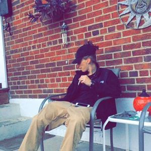 Meet your Posher, Ethan